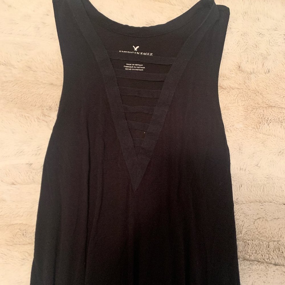 Cleavage black tank